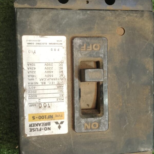 100A BREAKERS